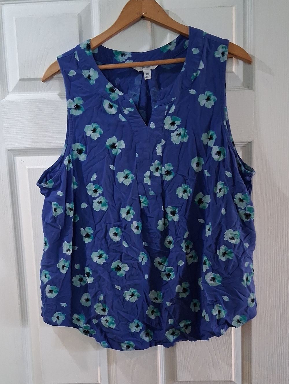 croft & barrow Blue Floral Sleeveless V-Neck Camisole